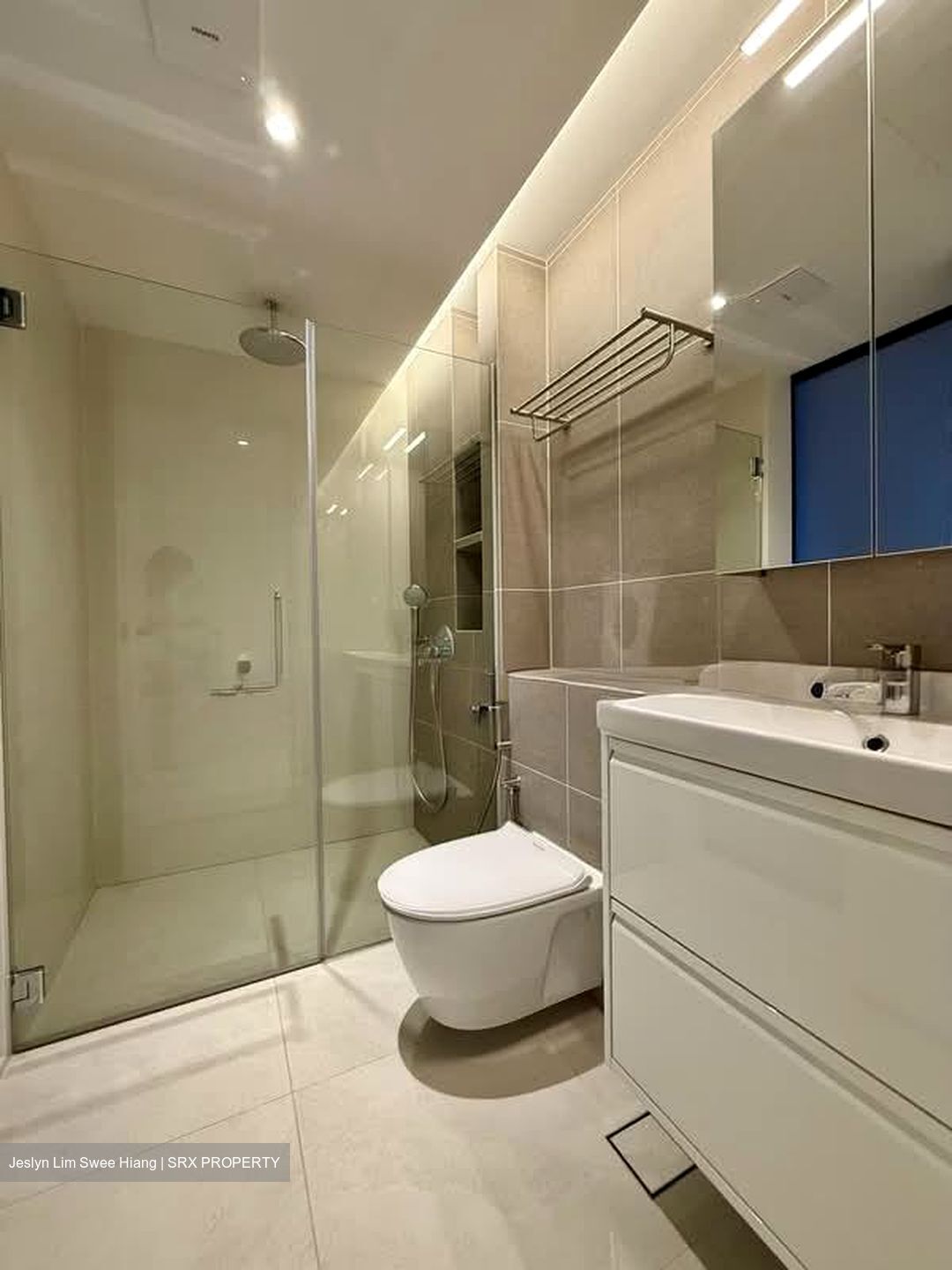 Eng Aun Park (D11), Terrace #600139721
